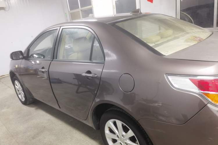 Used Geely Auto GC7 2013 1.5L Manual Luxury Model Exterior 3