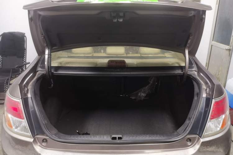 Used Geely Auto GC7 2013 1.5L Manual Luxury Model Trunk
