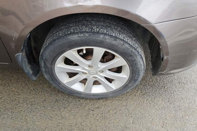 Used Geely Auto GC7 2013 1.5L Manual Luxury Model Right Front Wheel Hub