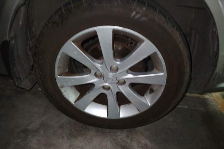 Used Geely Auto GC7 2013 1.5L Manual Luxury Model Right Front Wheel Hub