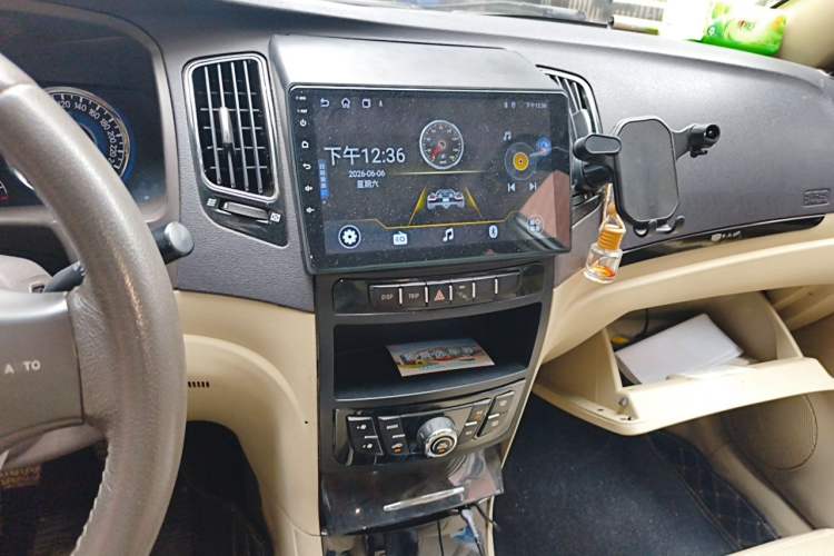 Used Geely Auto GC7 2013 1.5L Manual Luxury Model Audio And AC Panel