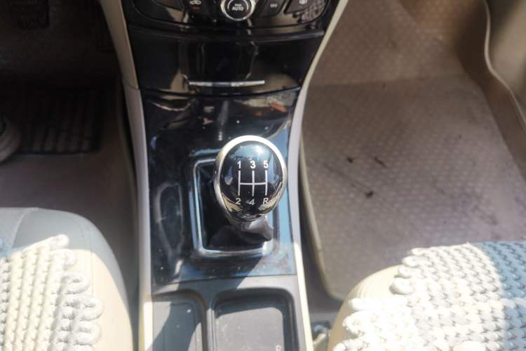Used Geely Auto GC7 2013 1.5L Manual Luxury Model Gear Lever
