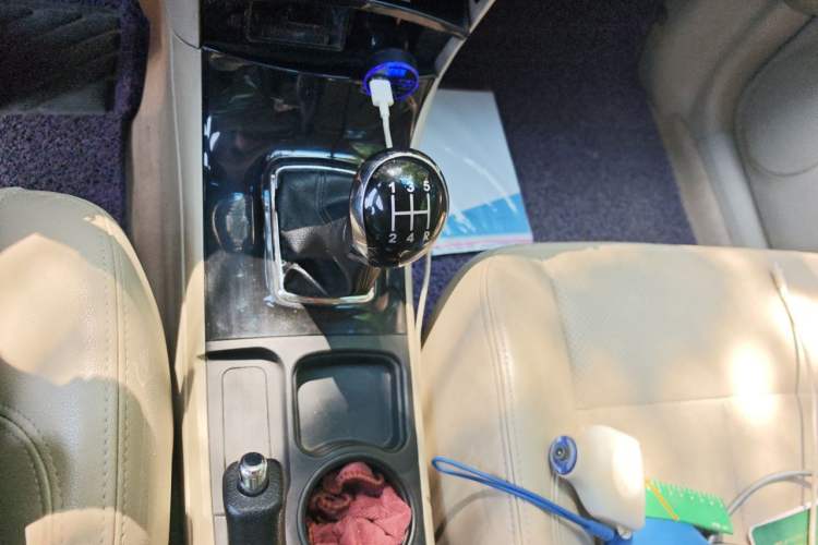 Used Geely Auto GC7 2013 1.5L Manual Luxury Model Gear Lever