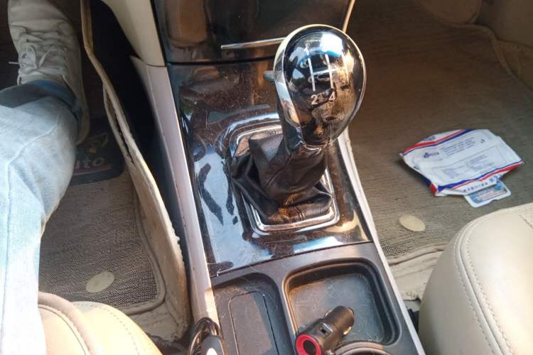 Used Geely Auto GC7 2013 1.5L Manual Luxury Model Gear Lever