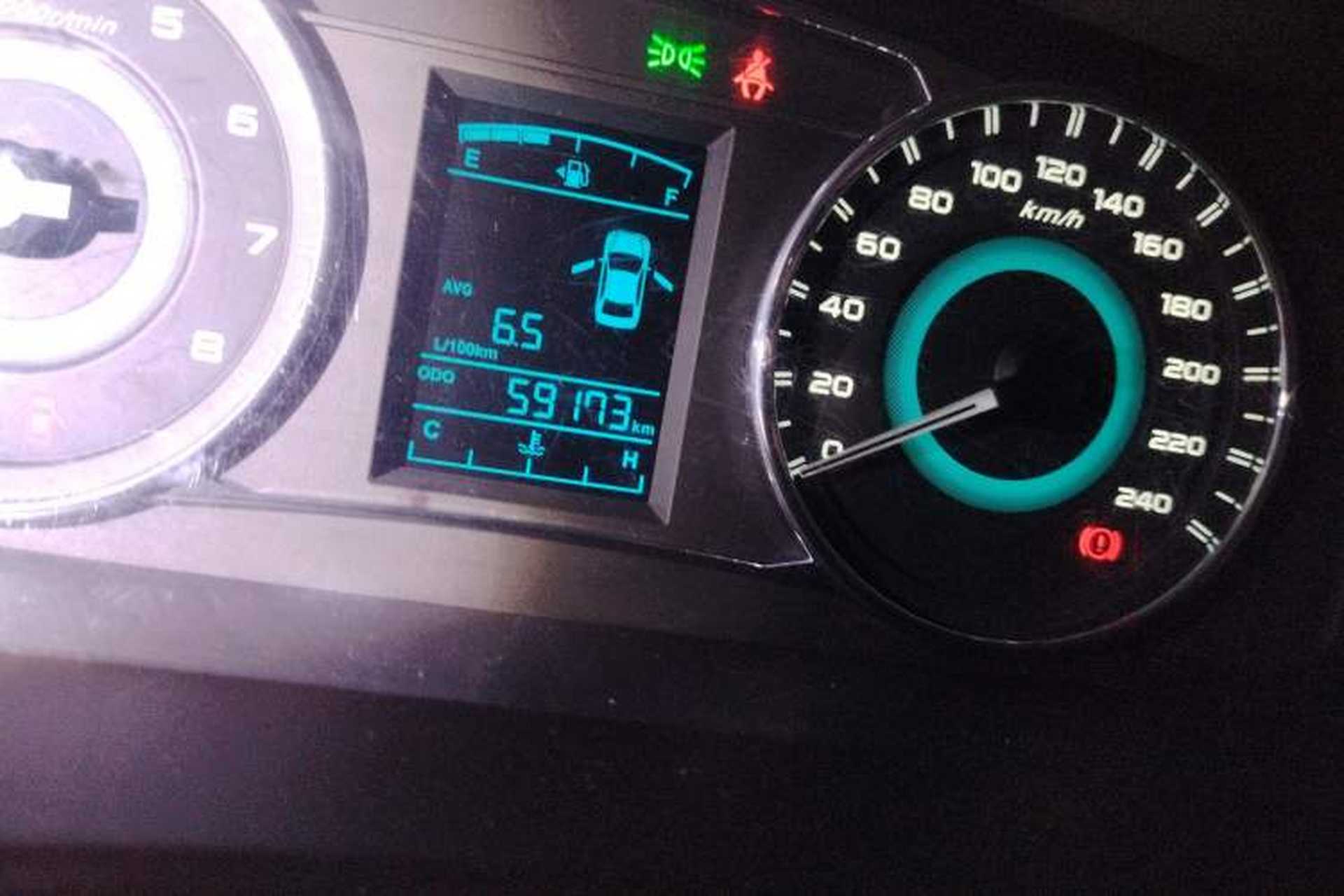 Used Geely Auto GC7 2013 1.5L Manual Luxury Model Odometer Close Up