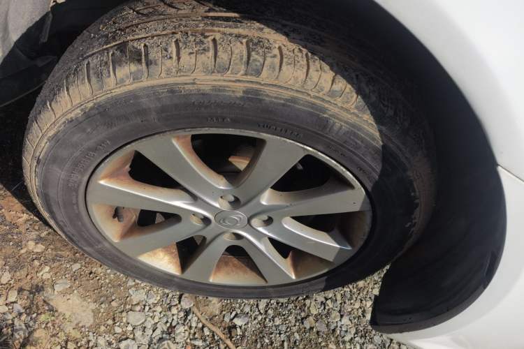 Used Geely Auto GC7 2013 1.5L Manual Luxury Model Right Front Wheel Hub
