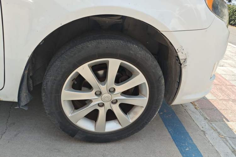Used Geely Auto GC7 2013 1.5L Manual Luxury Model Right Front Wheel Hub