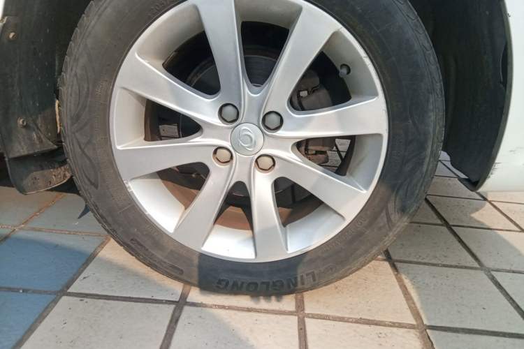 Used Geely Auto GC7 2013 1.5L Manual Luxury Model Right Front Wheel Hub