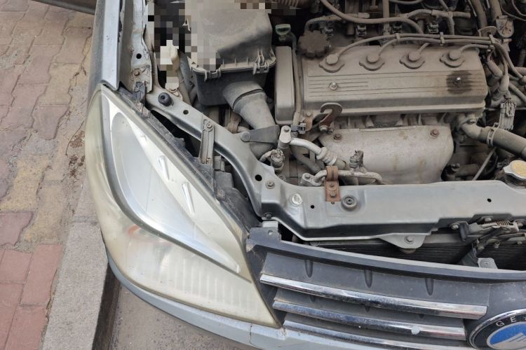 Used Geely Auto Golden Eagle 2008 1.5L Manual Comfort Version Engine Bay Right