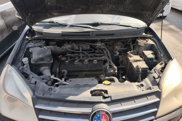 Used Geely Auto Golden Eagle 2011 Cross 1.5L Manual Standard VVT Engine Bay