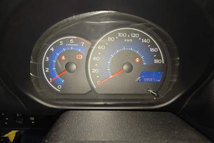 Used Geely Auto GX2 2011 1.3L Manual Luxury Edition Odometer Close Up