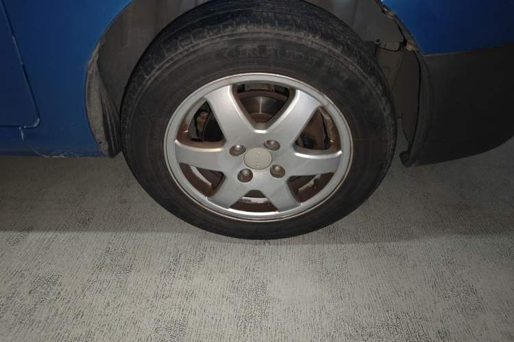 Used Geely Auto GX2 2011 1.3L Manual Luxury Edition Right Front Wheel Hub