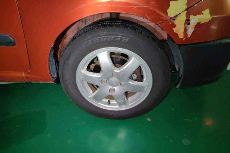 Used Geely Auto GX2 2012 1.5L Automatic Standard II Right Front Wheel Hub