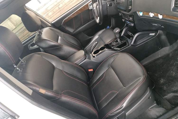 Used Geely Auto GX7 2015 Sports Edition 2.0L Automatic Prestige Model Right Front Seat