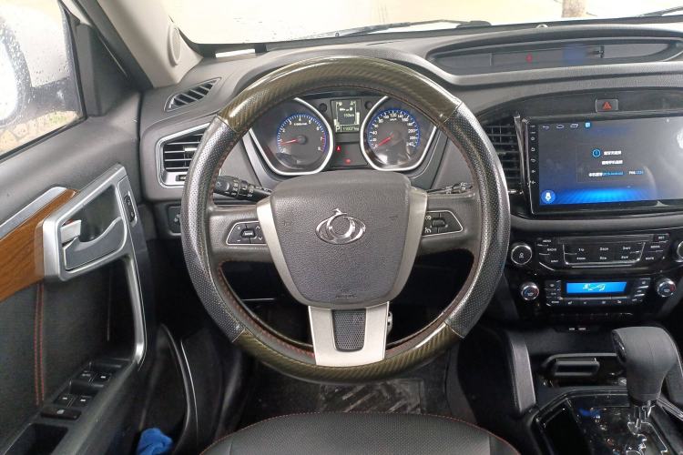 Used Geely Auto GX7 2015 Sports Edition 2.0L Automatic Prestige Model Steering Wheel