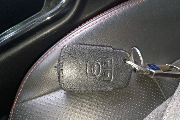 Used Geely Auto GX7 2015 Sports Edition 2.0L Automatic Prestige Model Vehicle Key