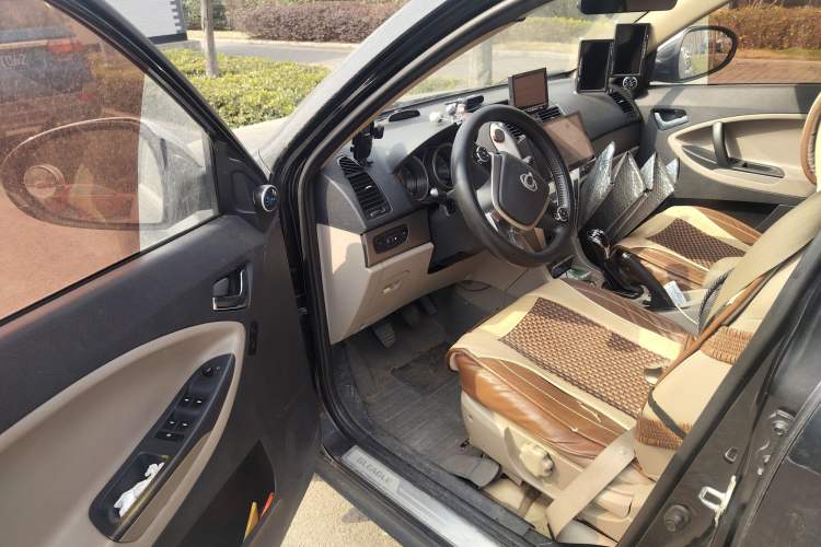 Used Geely Auto GX7 2012 1.8L Manual Elite Model Driver Seat