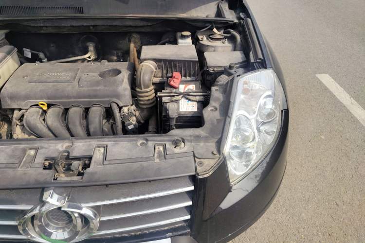 Used Geely Auto GX7 2012 1.8L Manual Elite Model Engine Bay Left