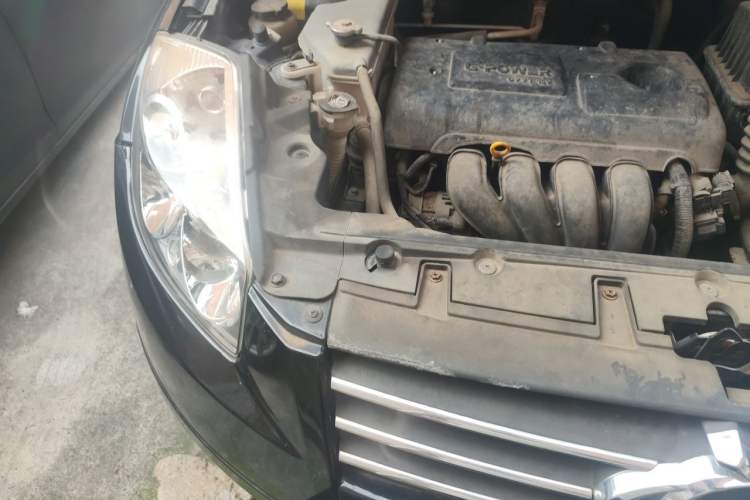 Used Geely Auto GX7 2012 1.8L Manual Comfort Version Engine Bay Right