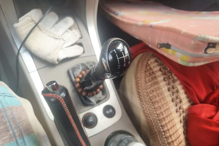 Used Geely Auto GX7 2012 1.8L Manual Comfort Version Gear Lever