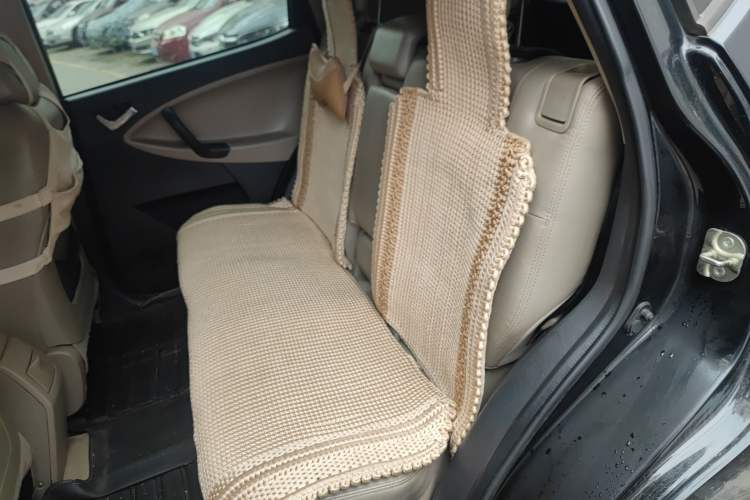 Used Geely Auto GX7 2012 1.8L Manual Executive Edition Left Rear Seat