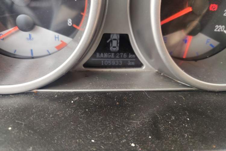 Used Geely Auto GX7 2012 1.8L Manual Elite Model Odometer Close Up