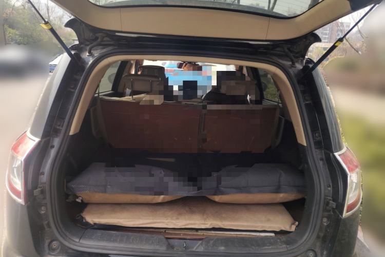 Used Geely Auto GX7 2012 1.8L Manual Elite Model Trunk