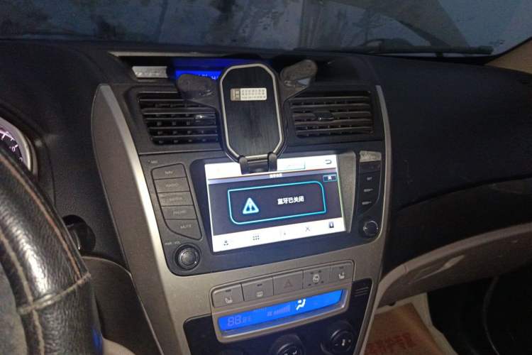 Used Geely Auto GX7 2012 1.8L Manual Comfort Version Audio And AC Panel