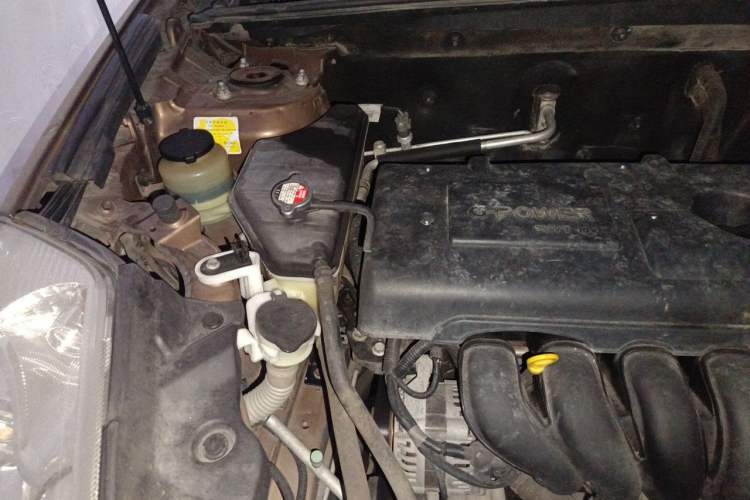 Used Geely Auto GX7 2012 1.8L Manual Comfort Version Engine Bay Right