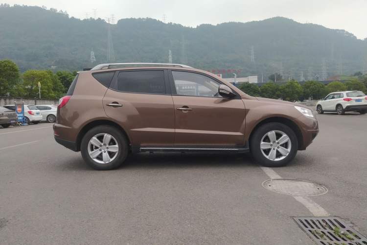 Used Geely Auto GX7 2012 1.8L Manual Executive Edition Exterior 3