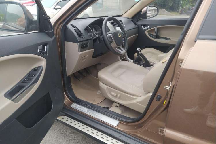Used Geely Auto GX7 2012 1.8L Manual Executive Edition Interior 1