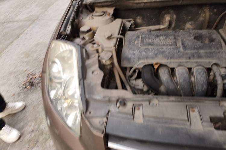Used Geely Auto GX7 2012 1.8L Manual Elite Model Engine Bay Right