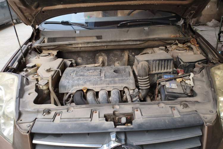 Used Geely Auto GX7 2012 1.8L Manual Elite Model Engine Bay