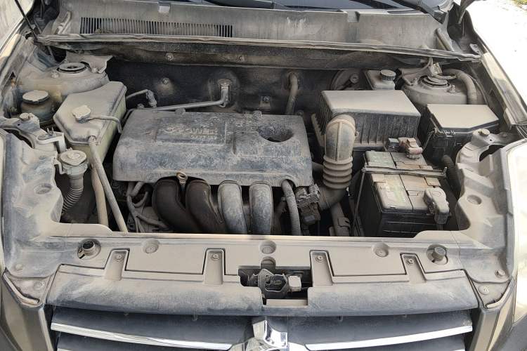 Used Geely Auto GX7  Engine Bay