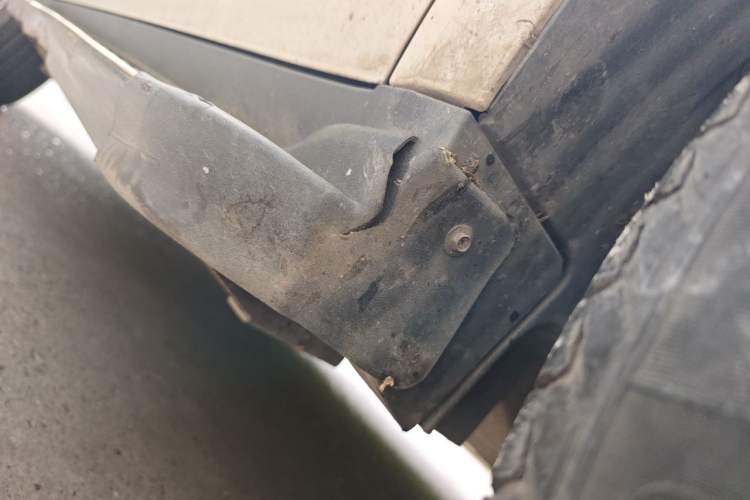 Used Geely Auto GX7 2012 1.8L Manual Executive Edition Chassis Front Right