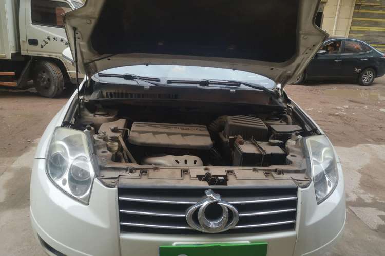 Used Geely Auto GX7 2012 2.4L Automatic Executive Version Engine Bay