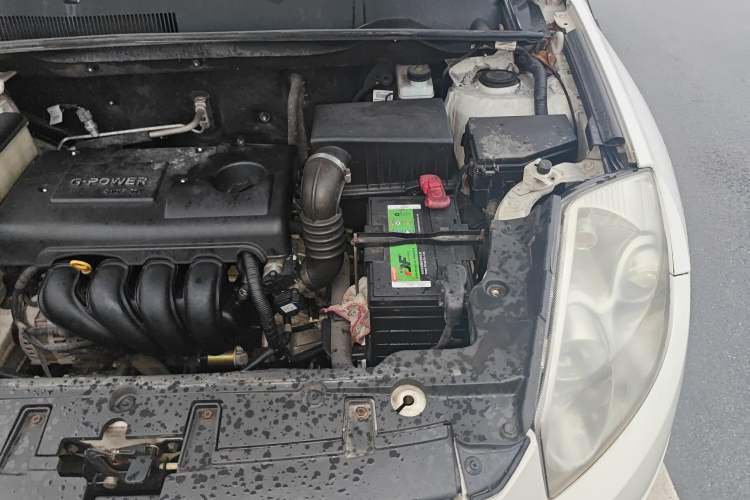 Used Geely Auto GX7 2012 1.8L Manual Elite Model Engine Bay Left