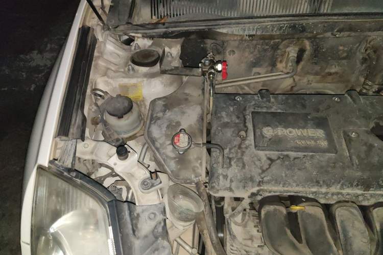 Used Geely Auto GX7 2012 1.8L Manual Elite Model Engine Bay Right
