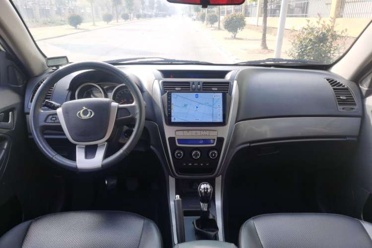 Used Geely Auto GX7 2012 1.8L Manual Elite Model Interior 3