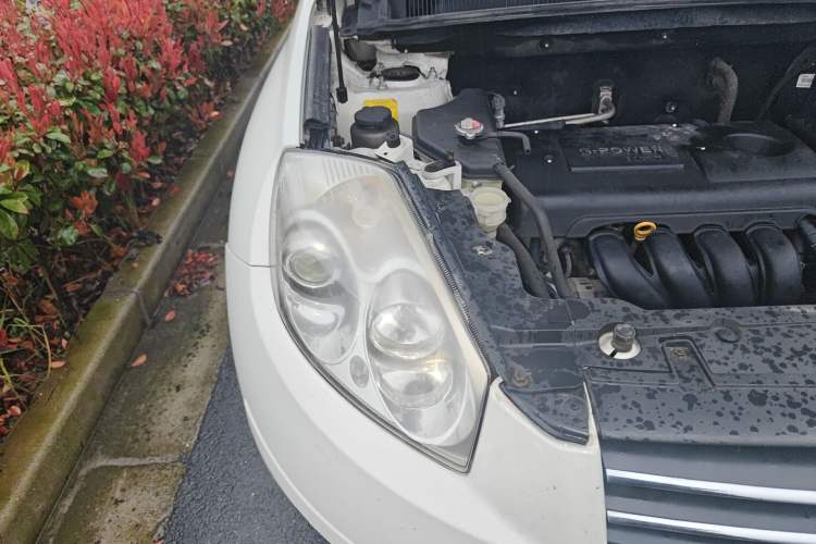 Used Geely Auto GX7 2012 1.8L Manual Elite Model Right Front Headlight