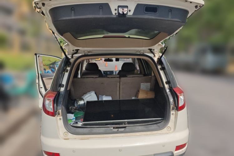 Used Geely Auto GX7 2012 1.8L Manual Executive Edition Trunk