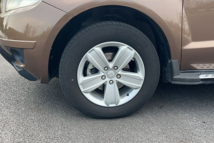 Used Geely Auto GX7 2012 1.8L Manual Elite Model Left Front Wheel Hub