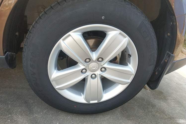 Used Geely Auto GX7 2012 1.8L Manual Elite Model Left Rear Wheel Hub