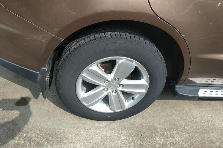 Used Geely Auto GX7 2012 1.8L Manual Elite Model Right Rear Wheel Hub