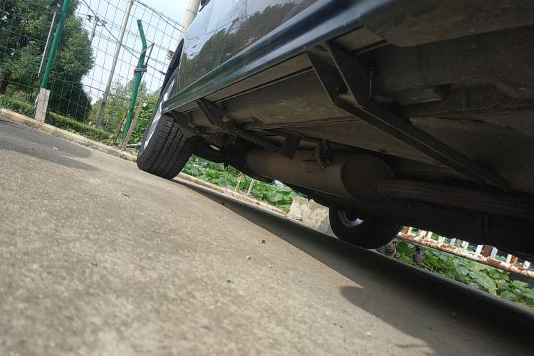 Used Geely Auto GX7 2012 1.8L Manual Elite Model Right Side Sill