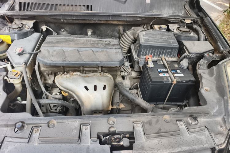 Used Geely Auto GX7 2013 2.0L Automatic Prestige Edition Engine Bay