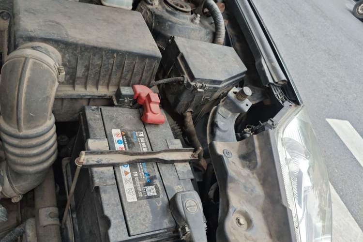 Used Geely Auto GX7 2013 1.8L Manual Luxury Model Engine Bay Left