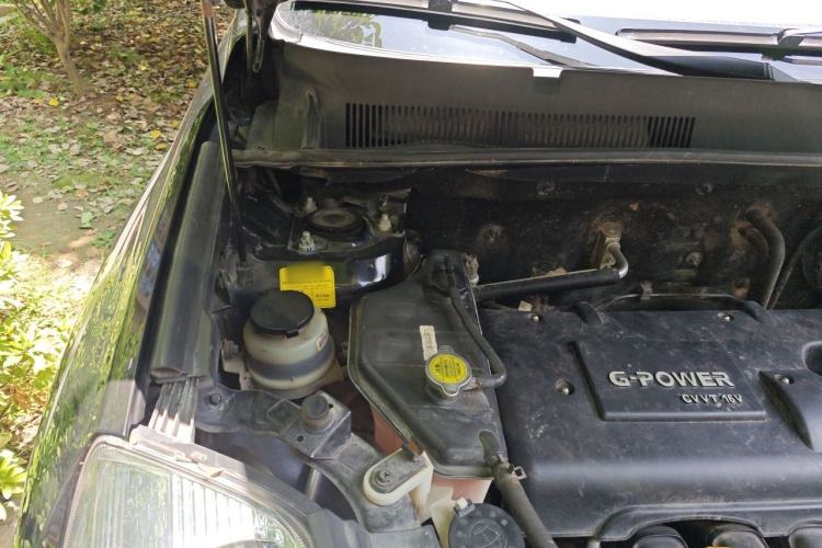 Used Geely Auto GX7 2013 1.8L Manual Entry-Level Model Engine Bay Right