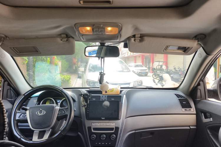 Used Geely Auto GX7 2013 2.0L Automatic Prestige Edition Headliner
