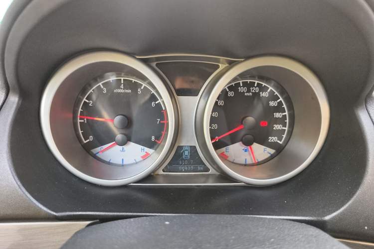Used Geely Auto GX7 2013 2.0L Automatic Prestige Edition Instrument Cluster
